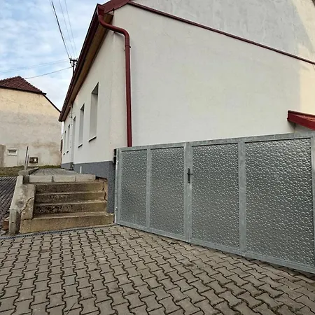 Pritluky Horni Ze Dvora Břeclav