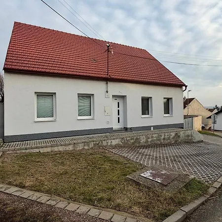Pritluky Horni Ze Dvora *